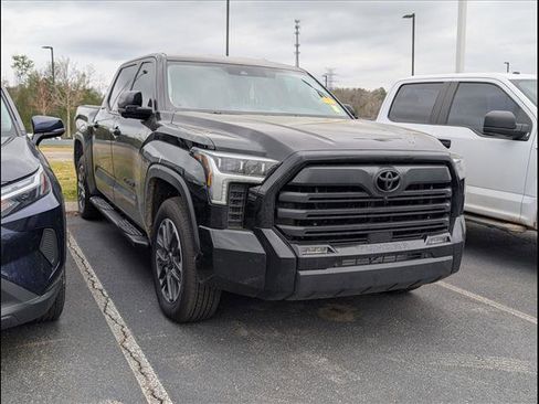 Used 2024 Toyota Tundra Limited image 2