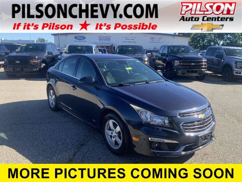 Used 2016 Chevrolet Cruze LT w/ Sun And Sound Package FWD image 1