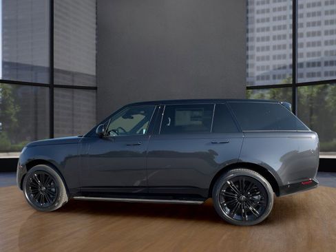 New 2025 Land Rover Range Rover Long Wheelbase SE image 6