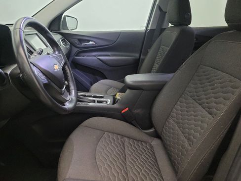 Used 2018 Chevrolet Equinox LT image 17