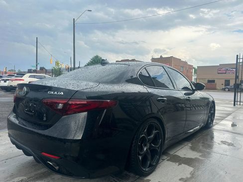 Used 2018 Alfa Romeo Giulia Ti Sport w/ Quick Order Package 22S Sport AWD/4WD image 4