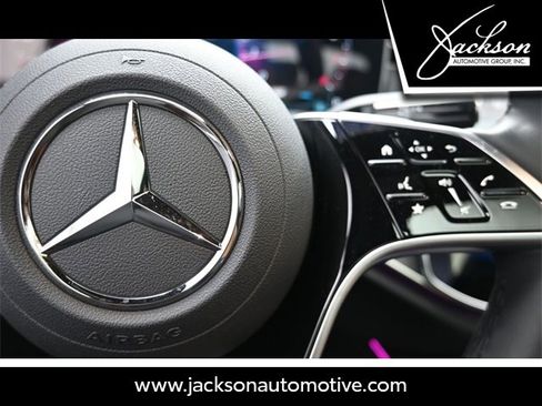 Used 2025 Mercedes-Benz E 350 Sedan image 15