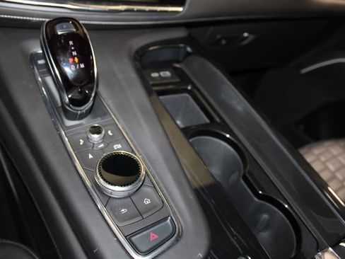 Used 2023 Cadillac Escalade V AWD/4WD image 20