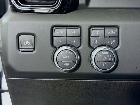 New 2026 GMC Sierra 1500 AT4 w/ AT4 Premium Package image 10