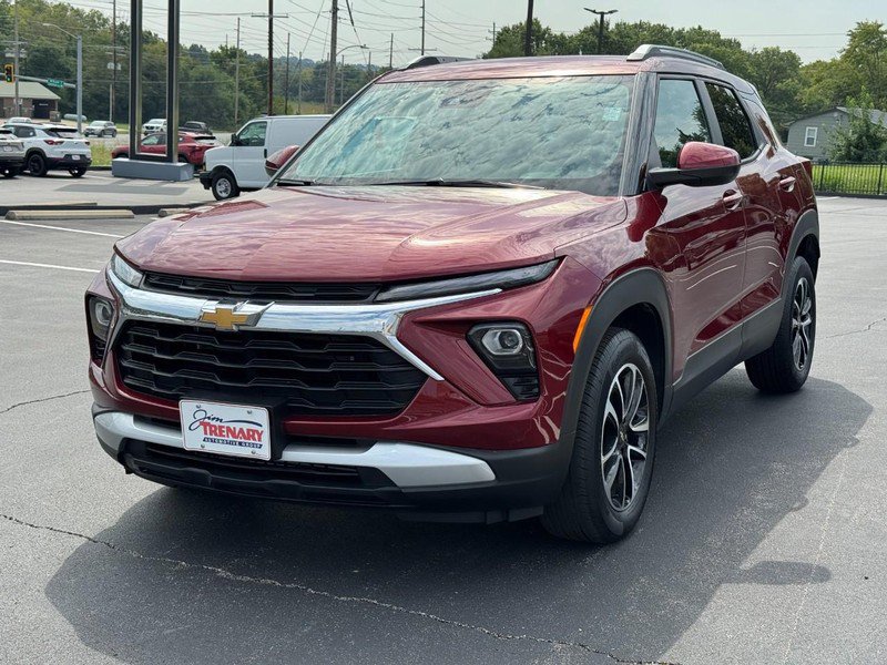 Used 2025 Chevrolet TrailBlazer LT w/ Convenience Package FWD image 8