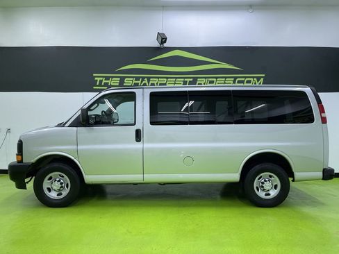 Used 2017 Chevrolet Express 2500 LS image 6