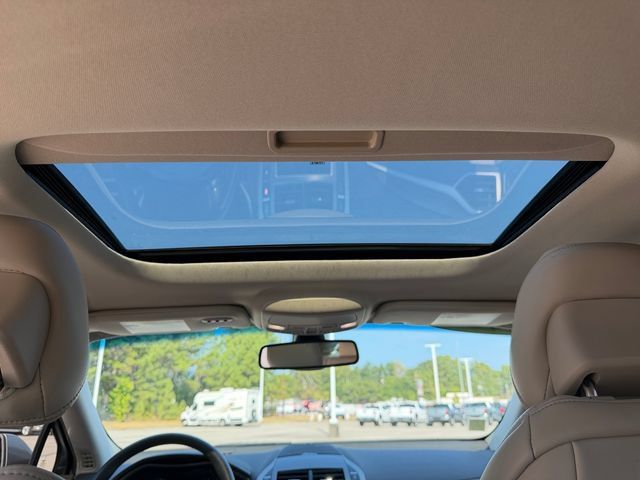 Used 2019 Lincoln MKZ Reserve FWD image 29