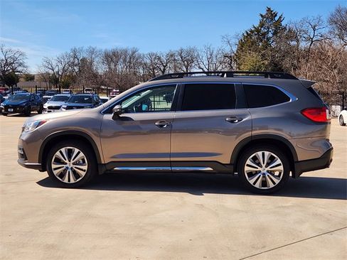 Certified 2022 Subaru Ascent Limited w/ Technology Package image 4