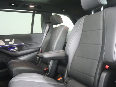 Used 2022 Mercedes-Benz GLS 450 4MATIC image 14