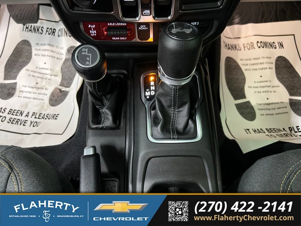 Used 2025 Jeep Wrangler Unlimited Sport AWD/4WD image 30