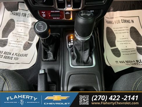 Used 2025 Jeep Wrangler Unlimited Sport AWD/4WD image 30