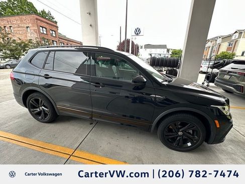 Used 2024 Volkswagen Tiguan SE R-Line AWD/4WD image 1