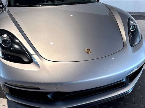 Used 2018 Porsche 718 Cayman GTS RWD image 31