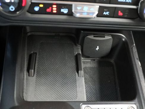 Used 2025 Ford Bronco Outer Banks image 24