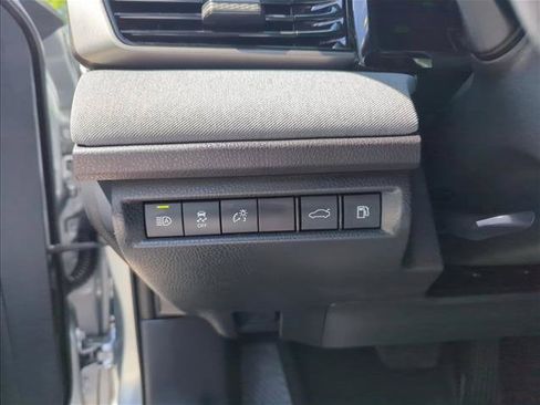 Used 2026 Toyota Camry LE w/ Convenience Package FWD image 18