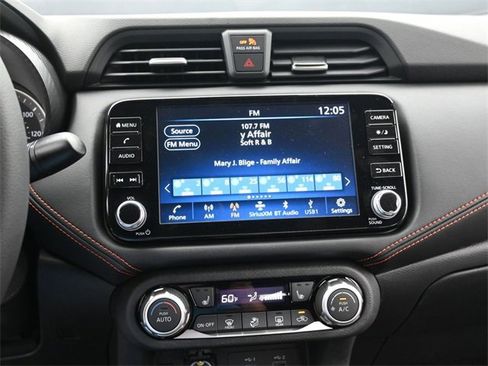 New 2025 Nissan Versa SR w/ Trunk Package image 21