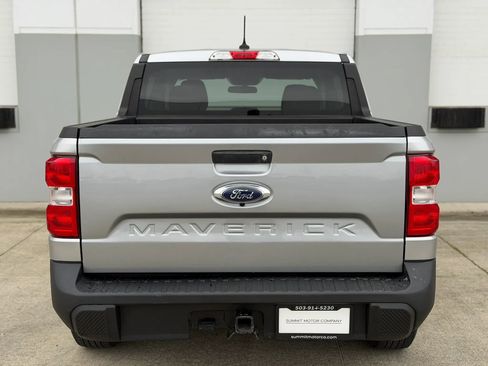 Used 2023 Ford Maverick XL image 4