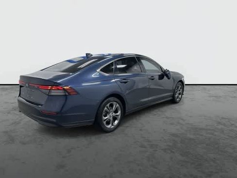 Used 2023 Honda Accord EX image 4