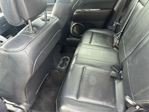 Used 2017 Jeep Compass High Altitude AWD/4WD image 12