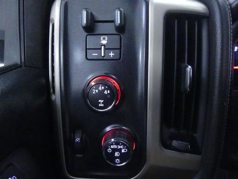 Used 2015 GMC Sierra 3500 Denali w/ Duramax Plus Package image 17