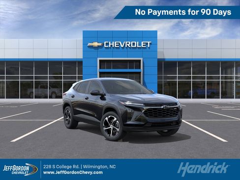 New 2026 Chevrolet Trax RS FWD image 1
