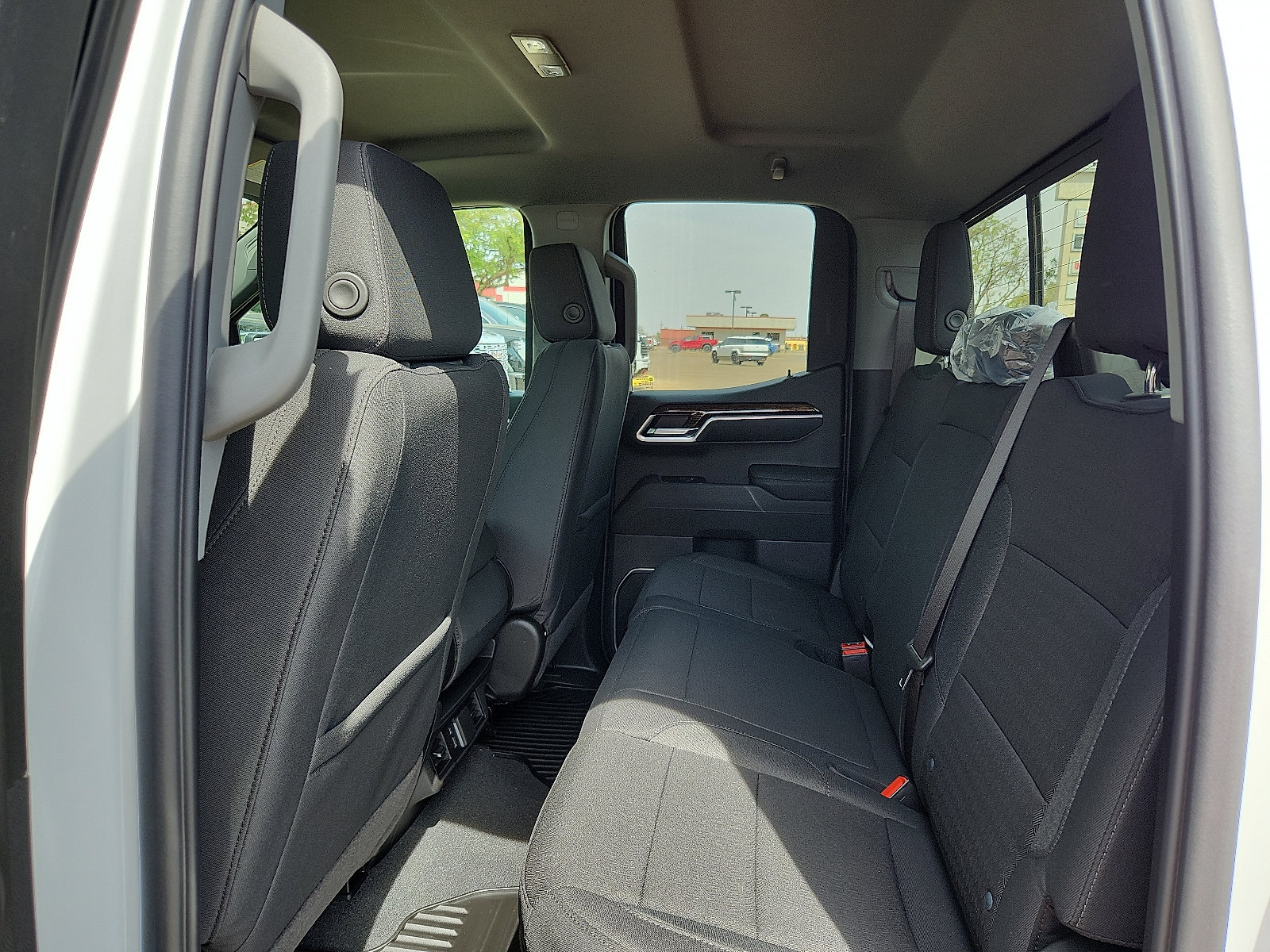 New 2026 GMC Sierra 1500 SLE w/ Preferred Package RWD image 8
