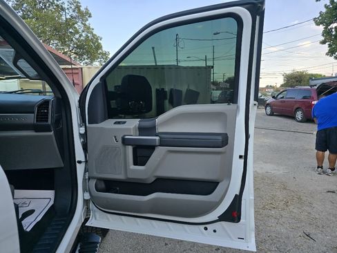 Used 2022 Ford F250 XLT w/ XLT Value Package image 22