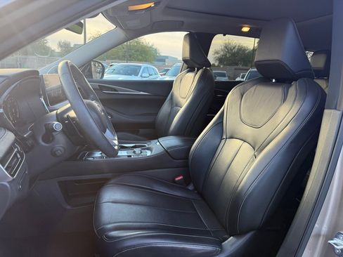 Used 2023 INFINITI QX60 Luxe w/ Performance Audio Package image 12