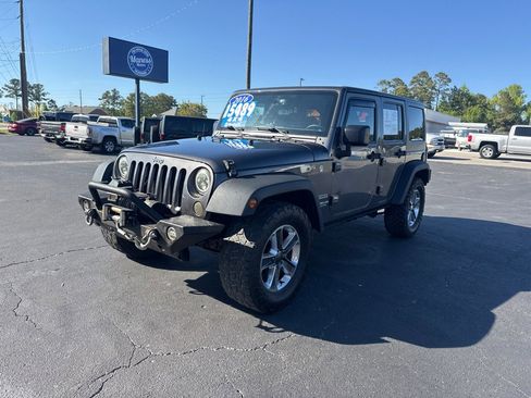 Used 2016 Jeep Wrangler Unlimited Sport w/ Quick Order Package 23S AWD/4WD image 1