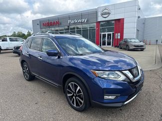 Used 2017 Nissan Rogue SL w/ SL Premium Package AWD/4WD video 1