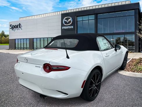 New 2026 MAZDA MX-5 Miata Grand Touring RWD image 3