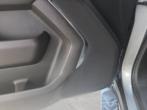 Used 2025 Chevrolet Tahoe Z71 AWD/4WD image 28