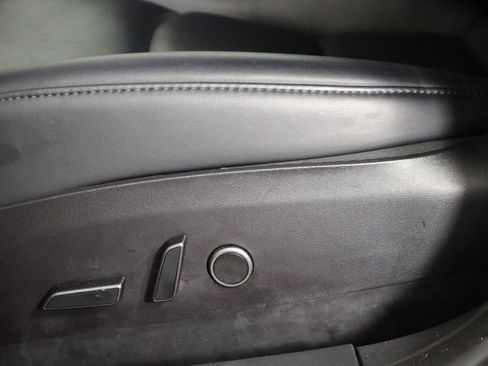 Used 2023 Tesla Model 3 Standard Range image 21