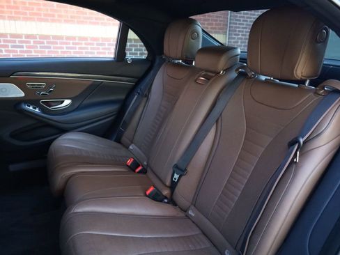 Used 2018 Mercedes-Benz S 560 S 560 4MATIC Sedan image 19