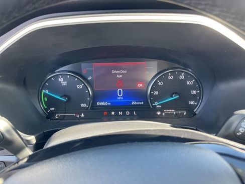 Used 2022 Ford Escape SE w/ SE Sport Appearance Package image 21