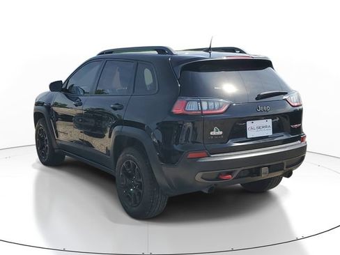 Used 2019 Jeep Cherokee Trailhawk AWD/4WD image 3