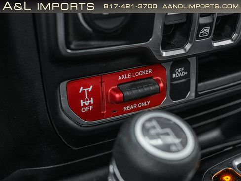 Used 2021 Jeep Gladiator Mojave image 50