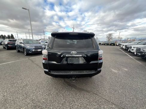 Used 2021 Toyota 4Runner SR5 image 4