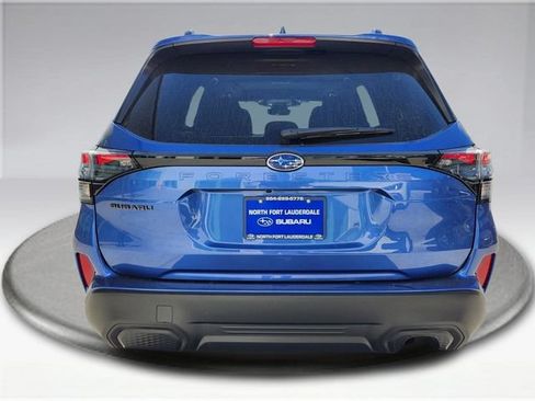 Used 2026 Subaru Forester Premium AWD/4WD image 3