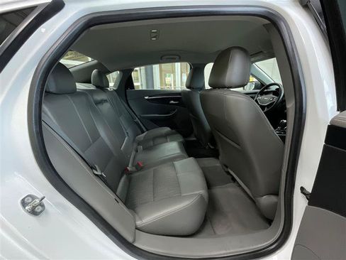 Used 2018 Chevrolet Impala LS FWD image 24