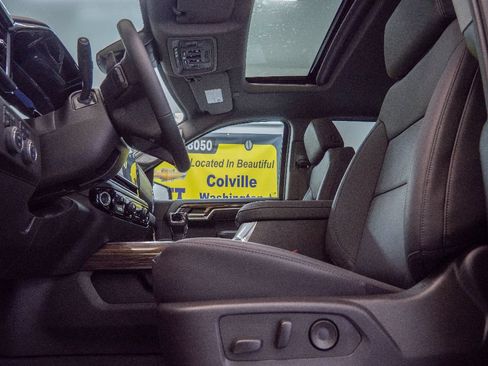 New 2025 Chevrolet Silverado 1500 RST w/ Z71 Off-Road Package AWD/4WD image 18