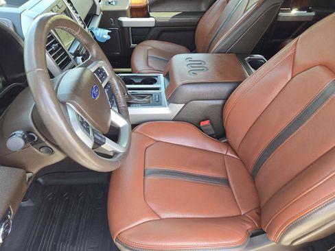 Used 2019 Ford F150 King Ranch w/ Equipment Group 601A Luxury AWD/4WD image 13