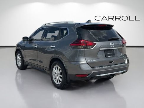 Used 2019 Nissan Rogue SV w/ Premium Package FWD image 5