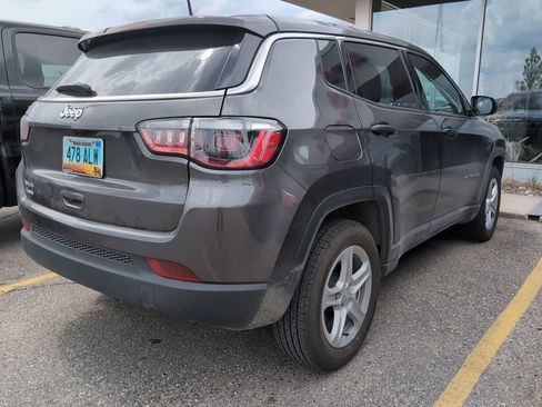 Used 2024 Jeep Compass Sport AWD/4WD image 2