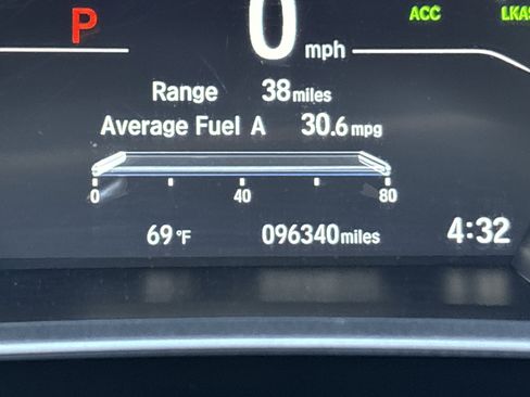 Used 2017 Honda CR-V Touring image 22