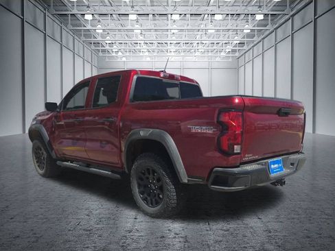 Certified 2024 Chevrolet Colorado Trail Boss w/ Advanced Trailering Package AWD/4WD image 4