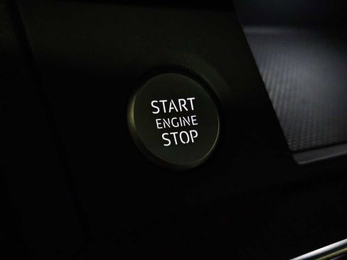 Used 2025 Audi Q5 2.0T Premium w/ Convenience Plus Package image 34