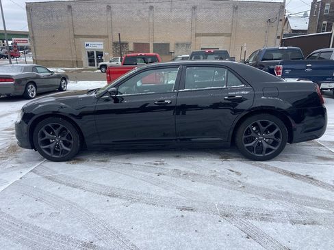 Used 2021 Chrysler 300 S image 4