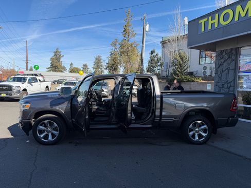 Used 2019 RAM 1500 Limited image 11
