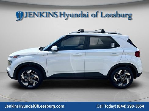 New 2026 Hyundai Venue SEL image 9
